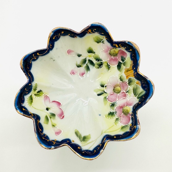 Vintage Hand Painted Gilded Bowl - Picture 10 of 13